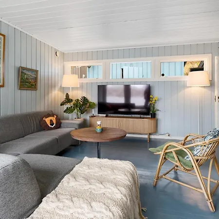 In With House Sea View Feriehus *