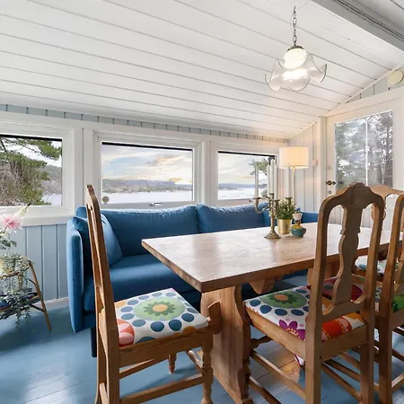 In With House Sea View Risør